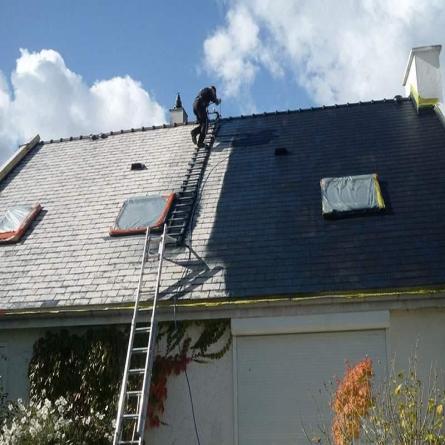 Traitement avec résine hydrofuge sur une toiture